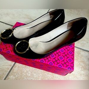 Tory Burch Black Patent Leather Wedge Heels w/box